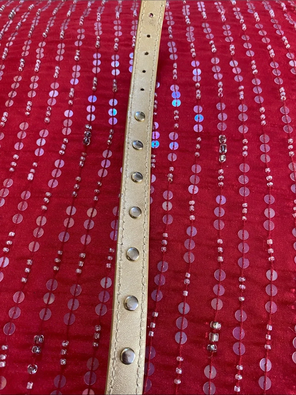 Bond&Co Gold Metallic Leather Crystal Encrusted Pet Collar Used Good Condition
